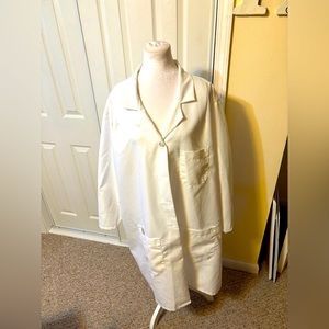 Redial Lab Coat Size 3XL Regular 3 Pockets Adjustable Belt in Back White